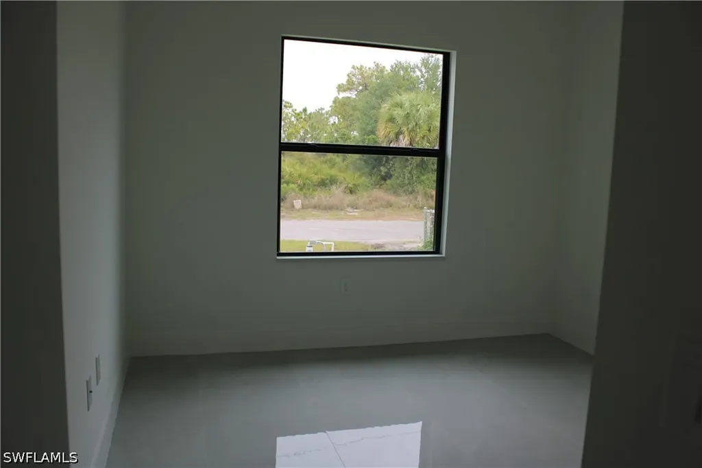 373 Lillon Avenue S Lehigh Acres FL 33974
