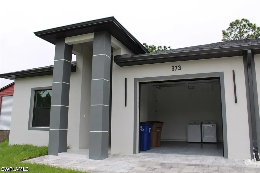 373 Lillon Avenue S Lehigh Acres FL 33974