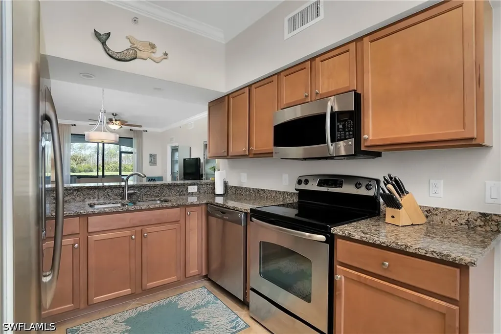 9719 Acqua Court Naples FL 34113
