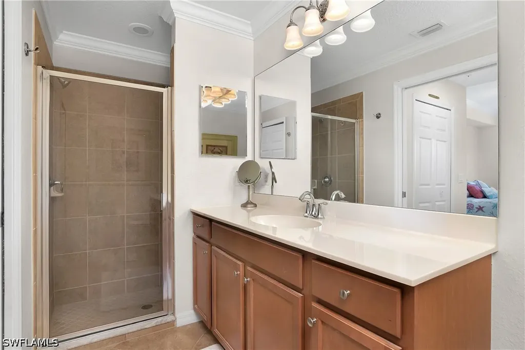 9719 Acqua Court Naples FL 34113
