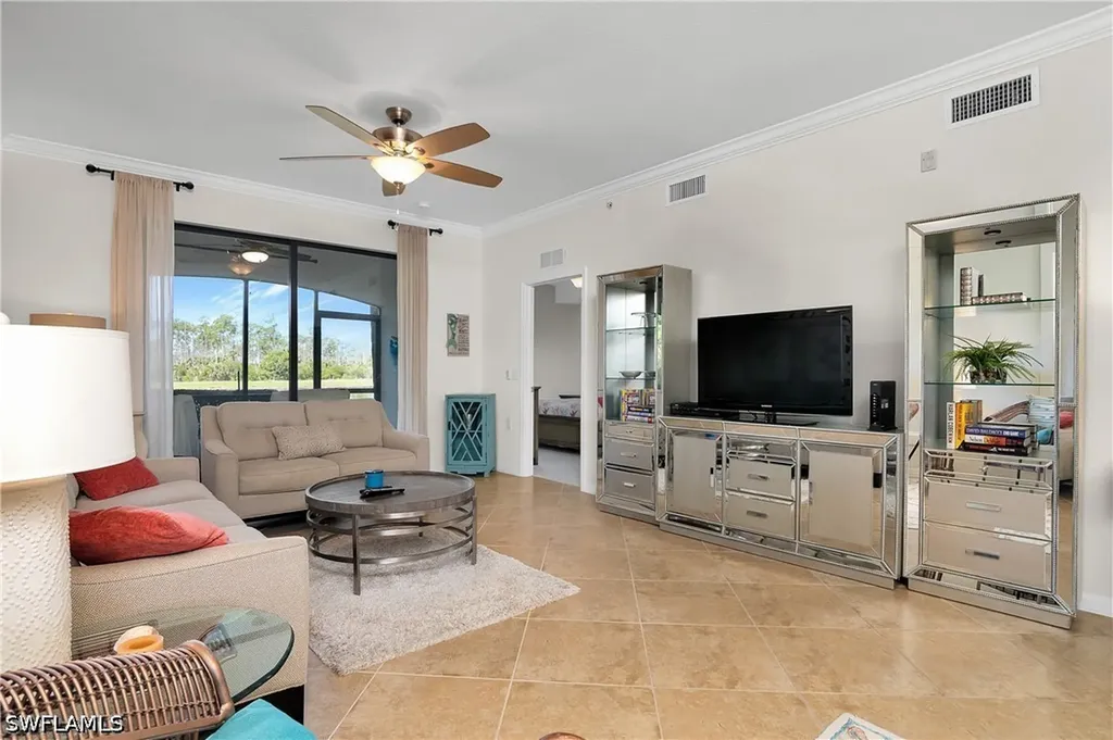 9719 Acqua Court Naples FL 34113