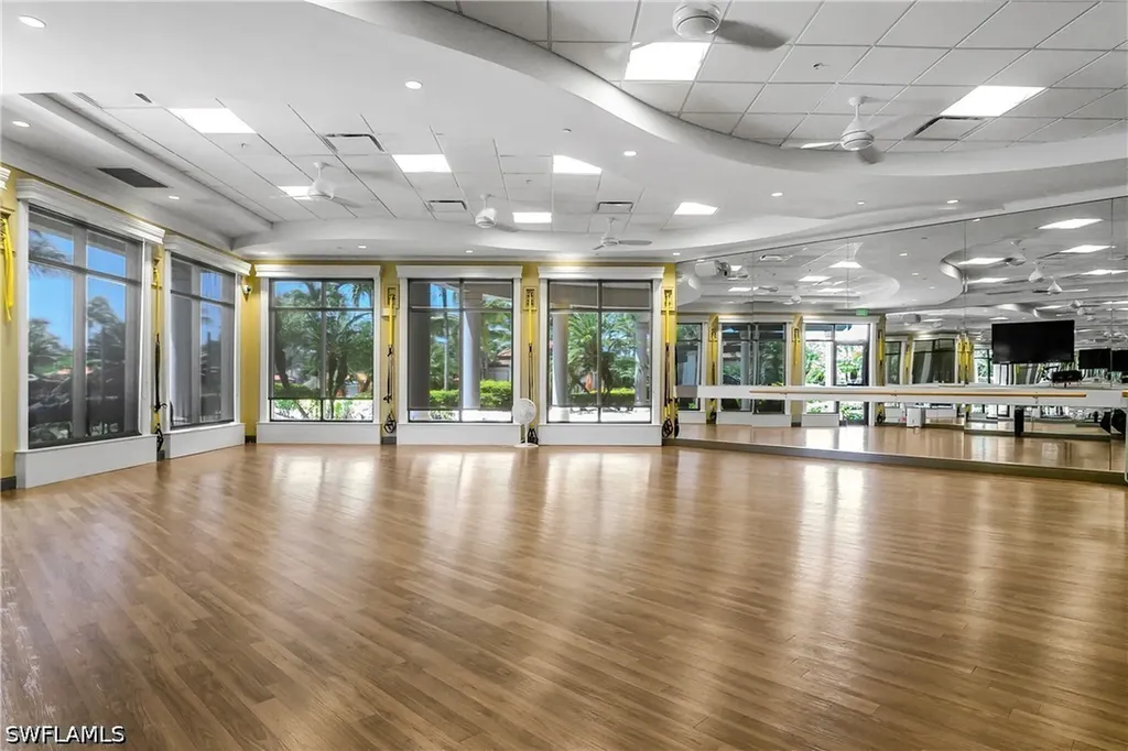 9719 Acqua Court Naples FL 34113