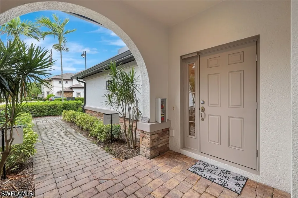 9508 Ironstone Terrace Naples FL 34120