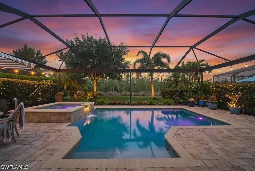 8827 Vaccaro Court Naples FL 34119