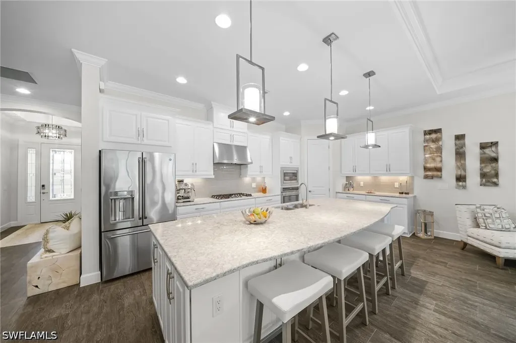 8827 Vaccaro Court Naples FL 34119
