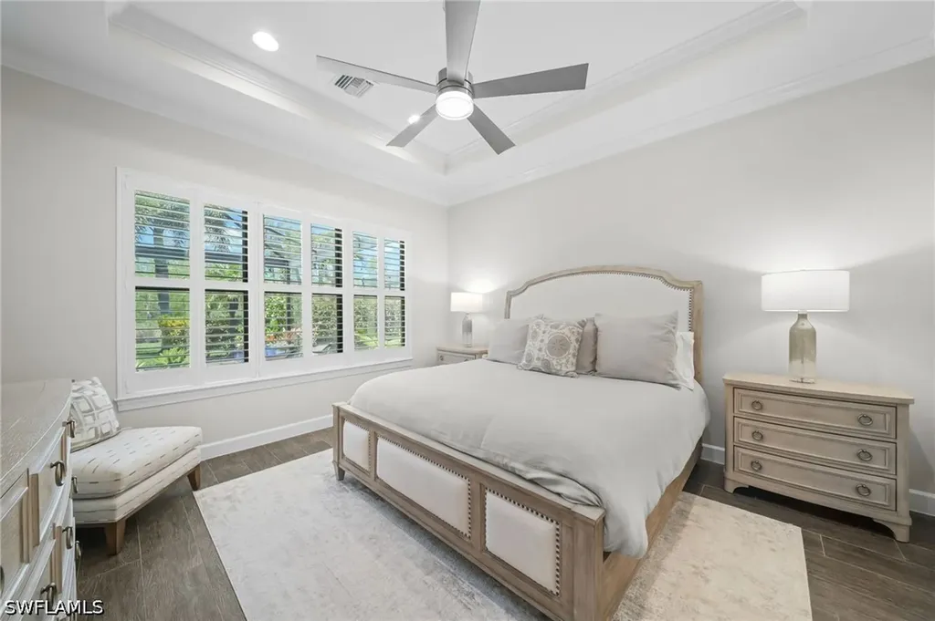 8827 Vaccaro Court Naples FL 34119