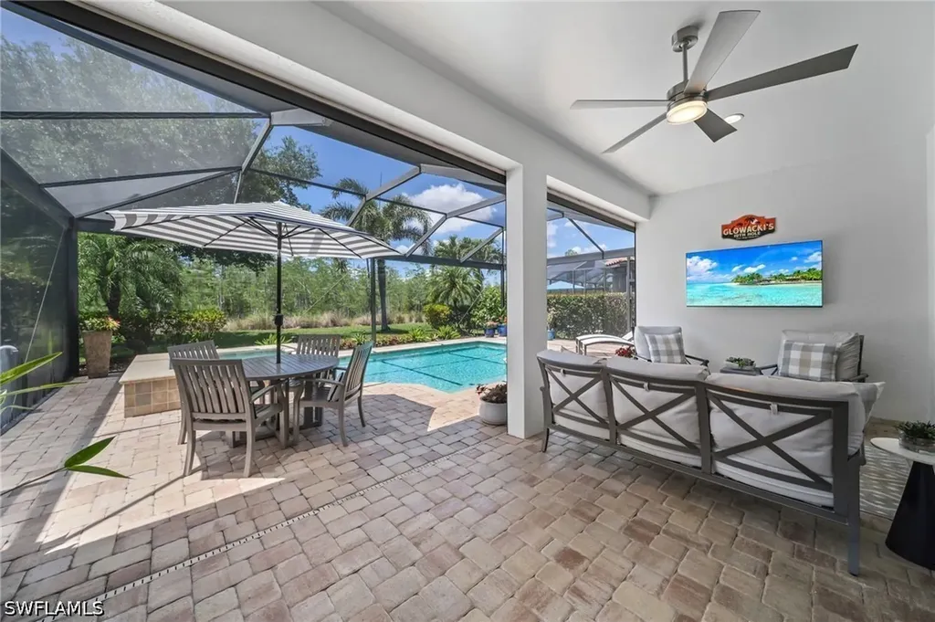 8827 Vaccaro Court Naples FL 34119