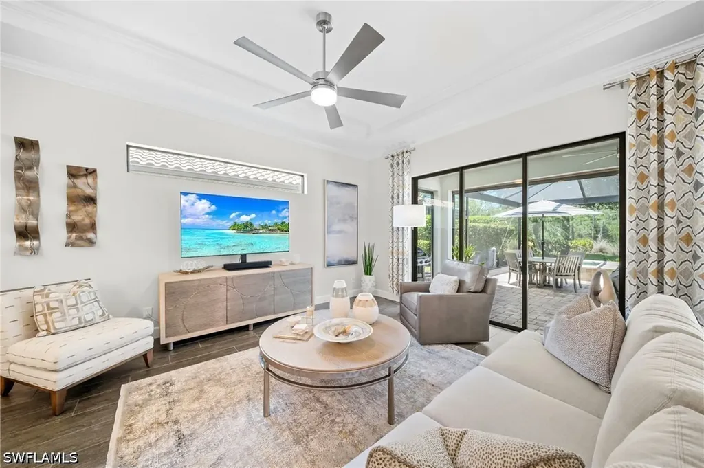 8827 Vaccaro Court Naples FL 34119