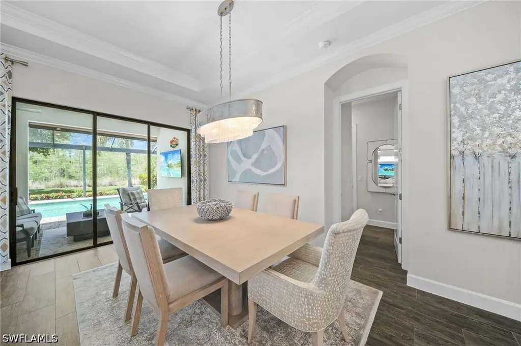 8827 Vaccaro Court Naples FL 34119