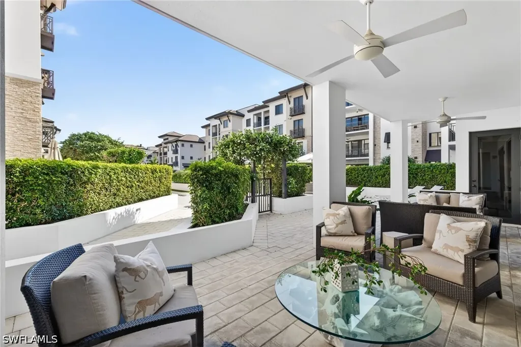 1030 3rd Avenue S Naples FL 34102