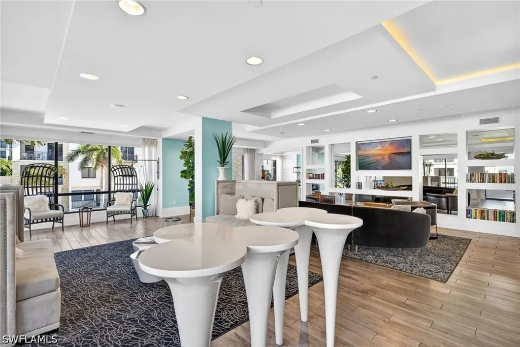 1030 3rd Avenue S Naples FL 34102