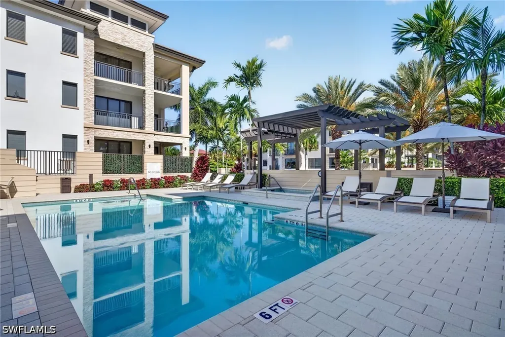 1030 3rd Avenue S Naples FL 34102