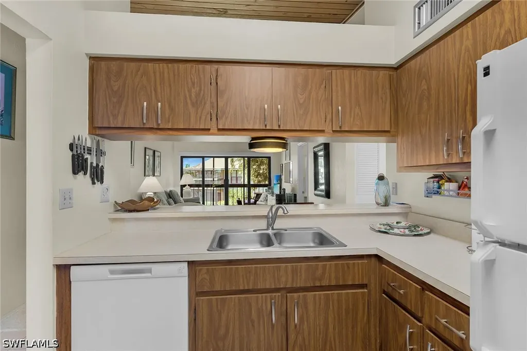 58 Manor Terrace Marco Island FL 34145