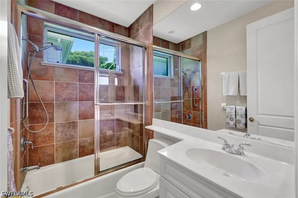 27536 Riverbank Drive Bonita Springs FL 34134