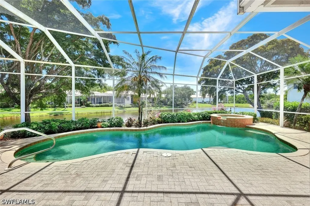 27536 Riverbank Drive Bonita Springs FL 34134