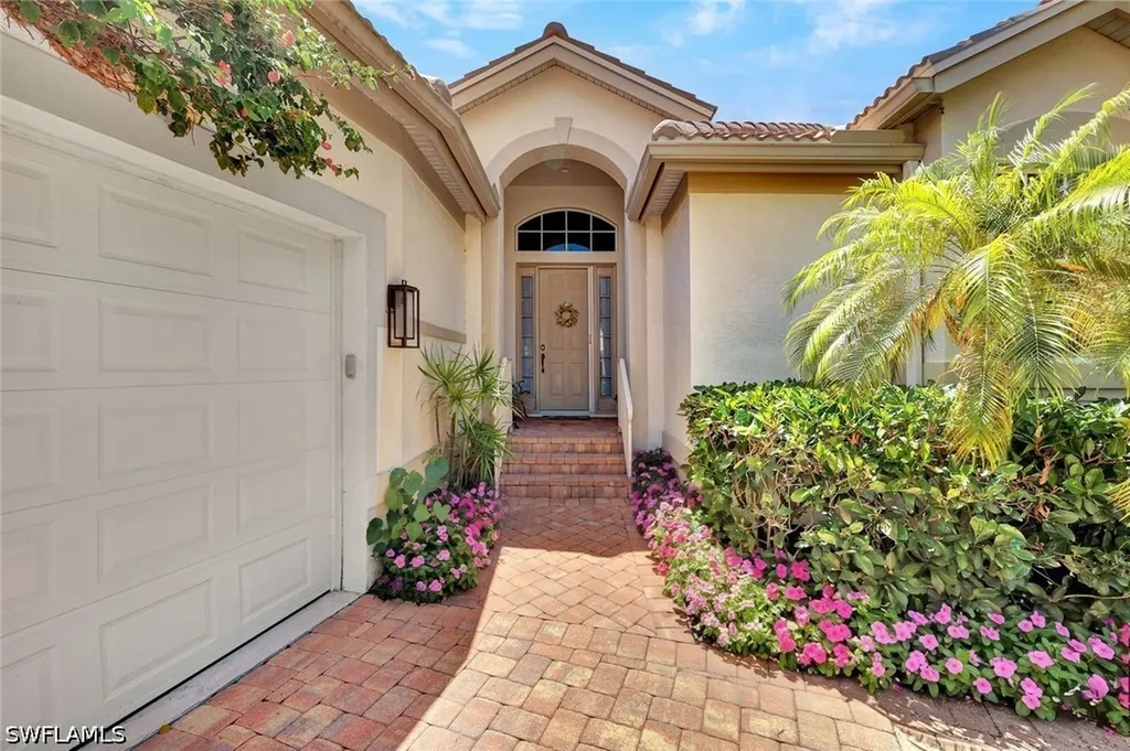 27536 Riverbank Drive Bonita Springs FL 34134