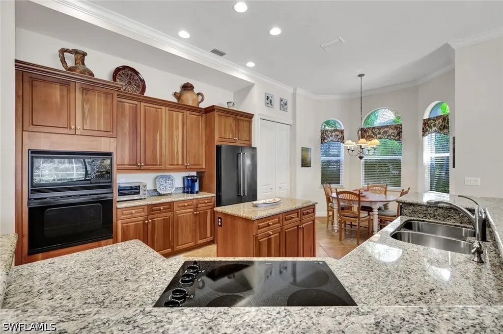 27536 Riverbank Drive Bonita Springs FL 34134