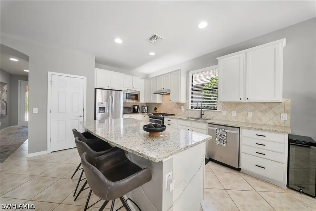 7052 Live Oak Drive Naples FL 34114