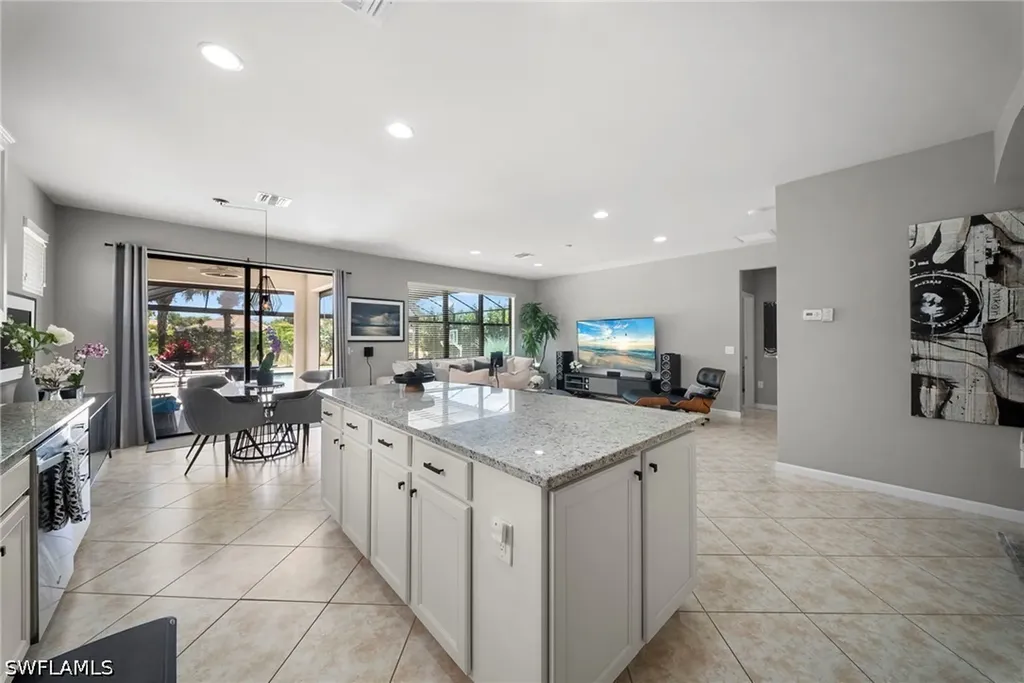 7052 Live Oak Drive Naples FL 34114