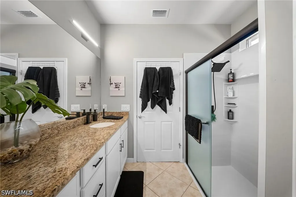 7052 Live Oak Drive Naples FL 34114