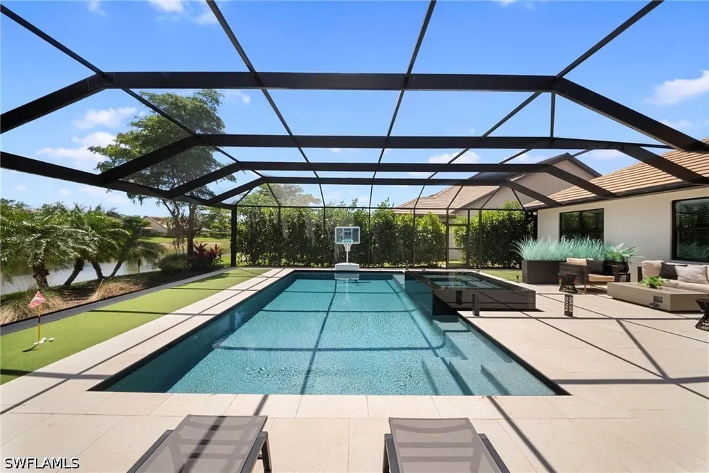 7052 Live Oak Drive Naples FL 34114