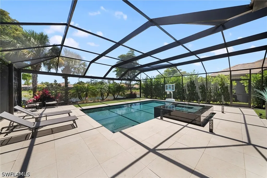 7052 Live Oak Drive Naples FL 34114