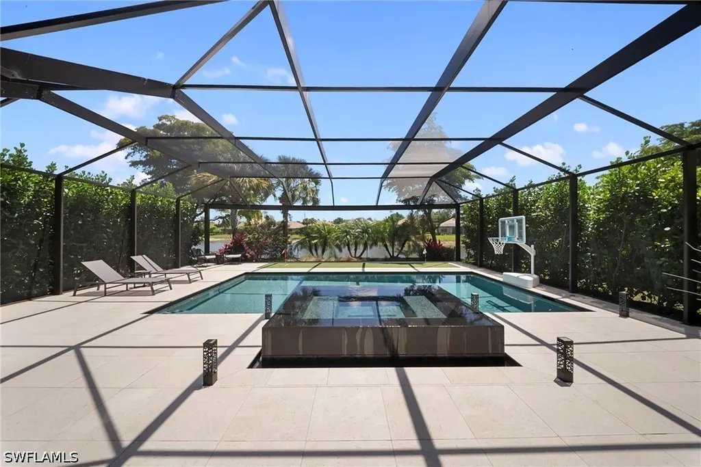 7052 Live Oak Drive Naples FL 34114
