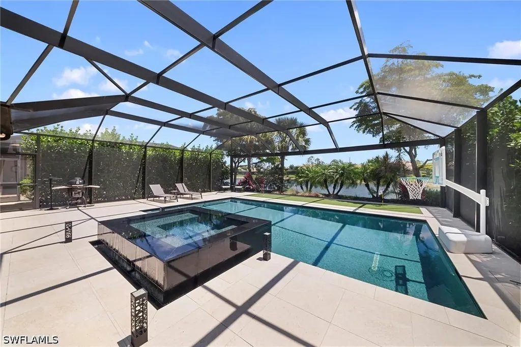 7052 Live Oak Drive Naples FL 34114
