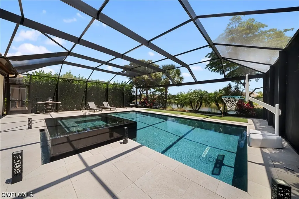 7052 Live Oak Drive Naples FL 34114