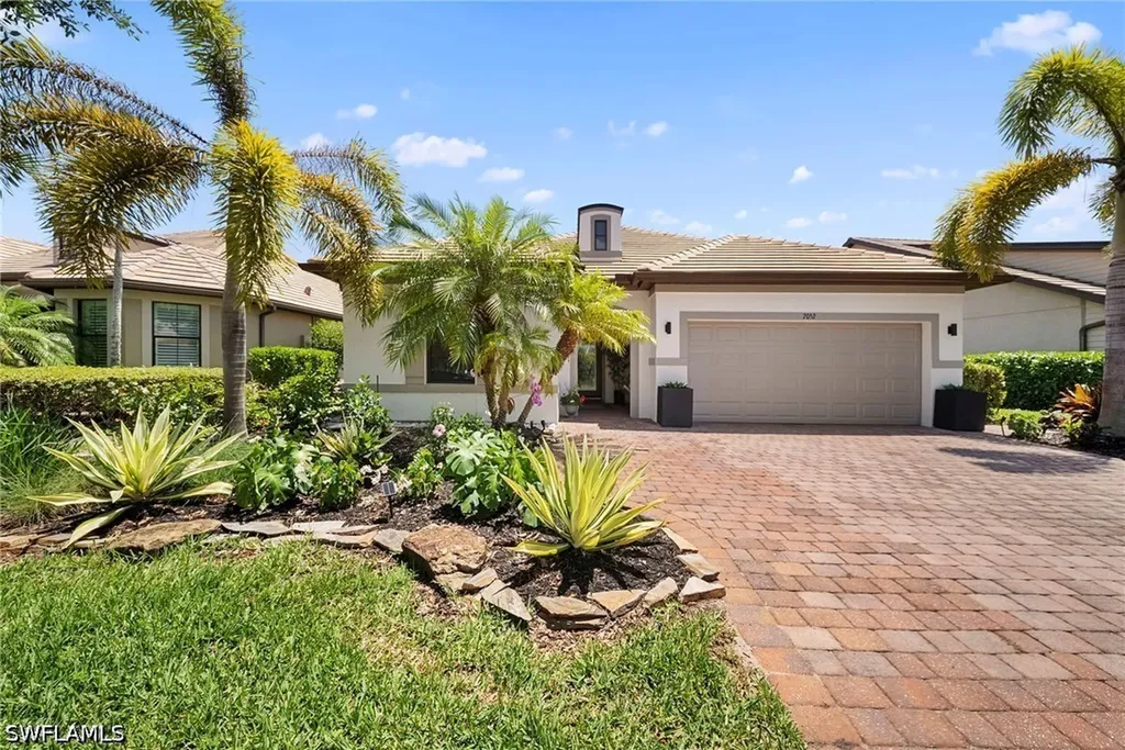 7052 Live Oak Drive Naples FL 34114