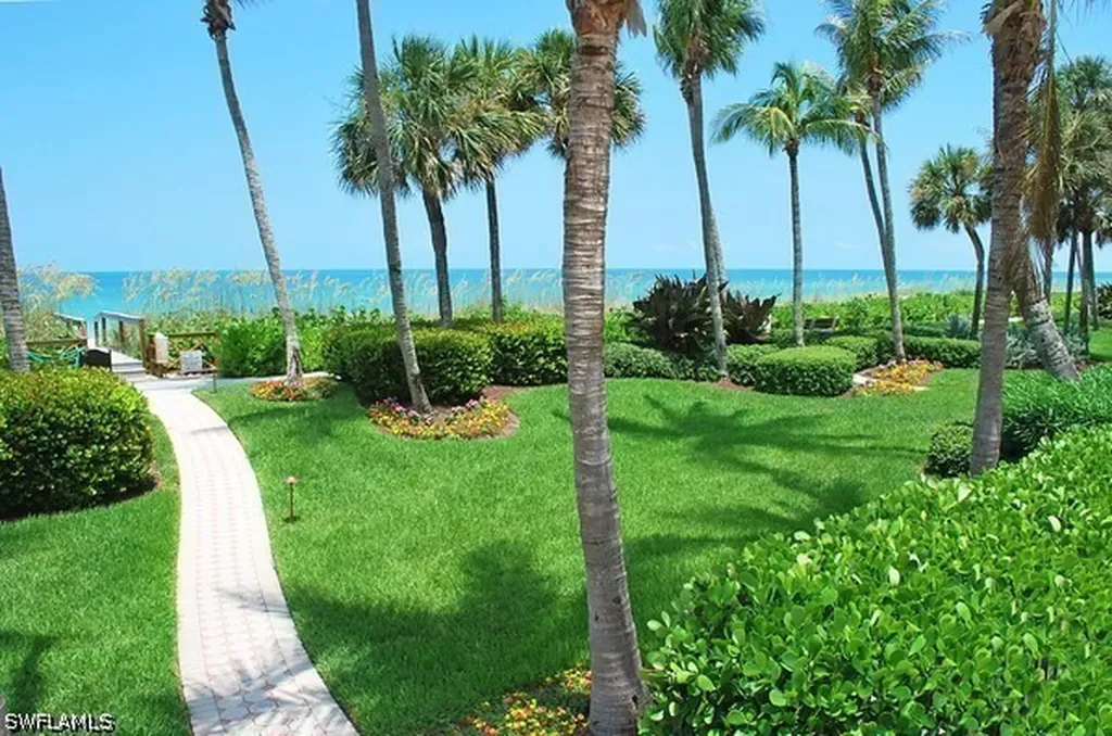 4001 Gulf Shore Boulevard N Naples FL 34103