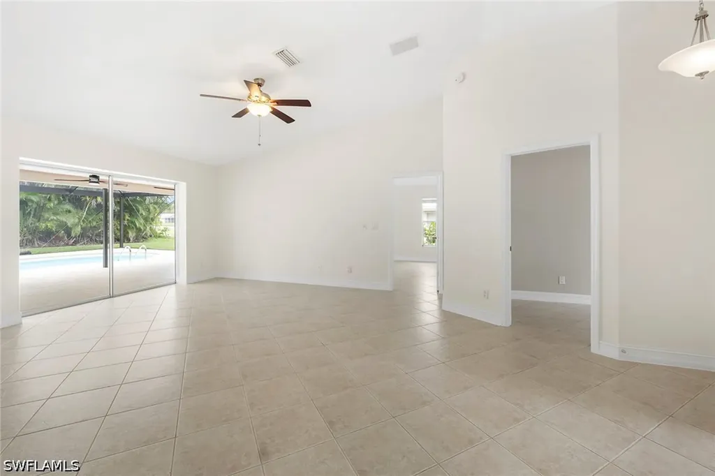 10340 Regent Circle Naples FL 34109