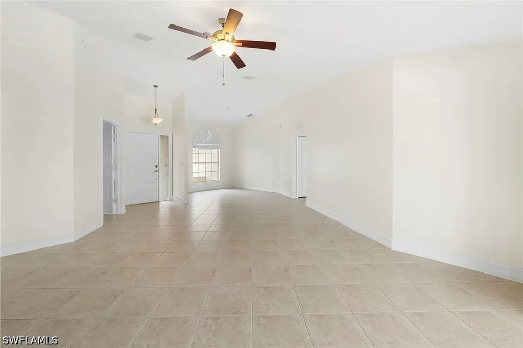 10340 Regent Circle Naples FL 34109