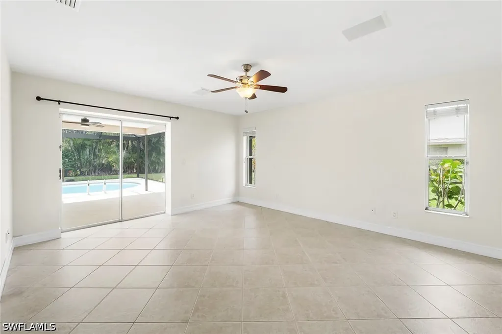10340 Regent Circle Naples FL 34109