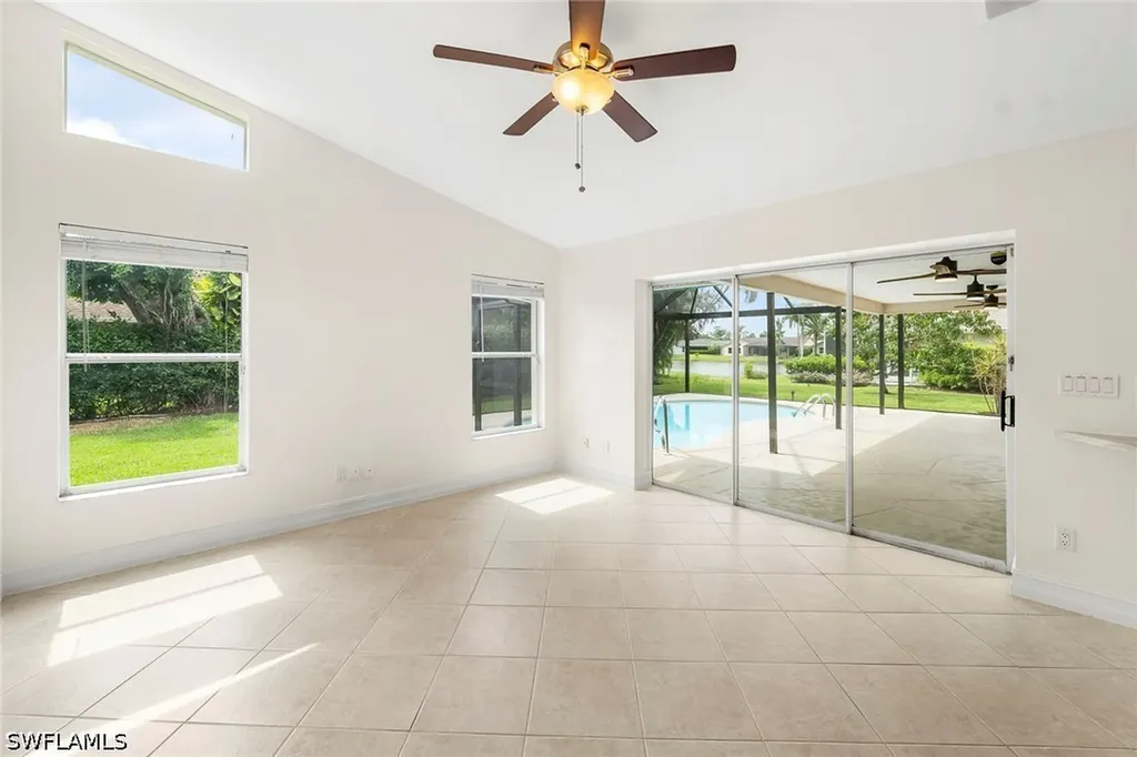 10340 Regent Circle Naples FL 34109