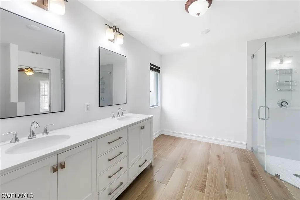 10340 Regent Circle Naples FL 34109