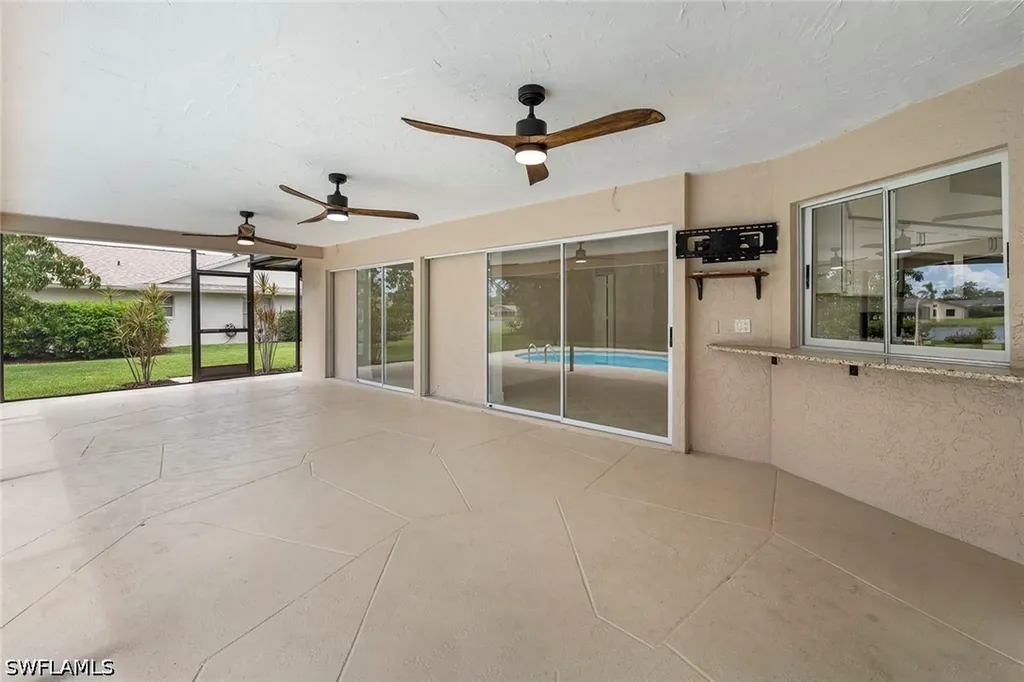 10340 Regent Circle Naples FL 34109