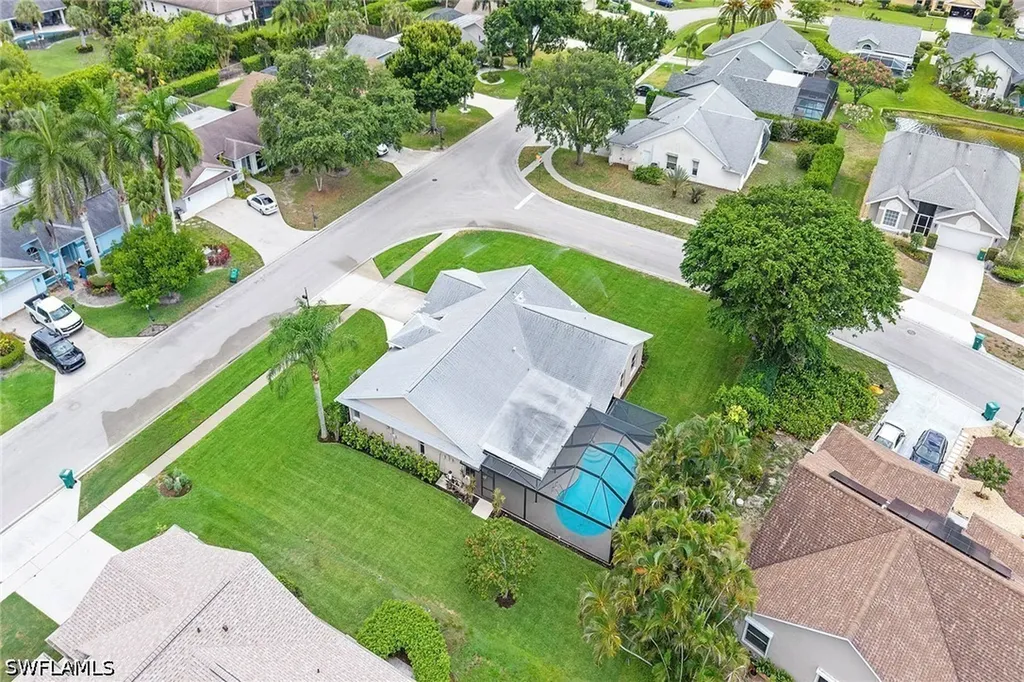 10340 Regent Circle Naples FL 34109