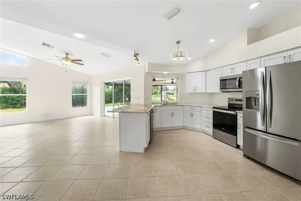 10340 Regent Circle Naples FL 34109