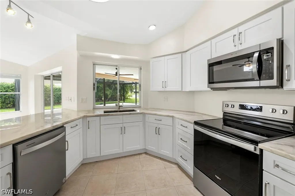 10340 Regent Circle Naples FL 34109