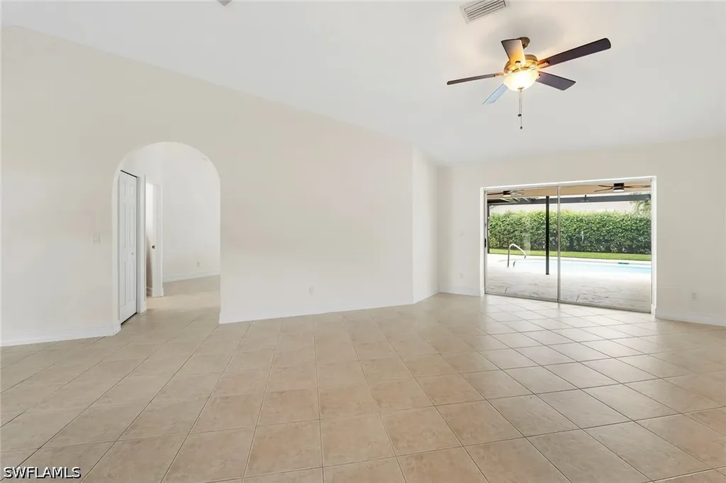 10340 Regent Circle Naples FL 34109