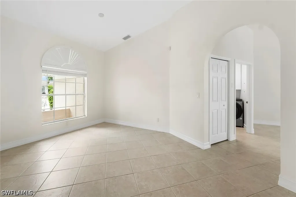 10340 Regent Circle Naples FL 34109