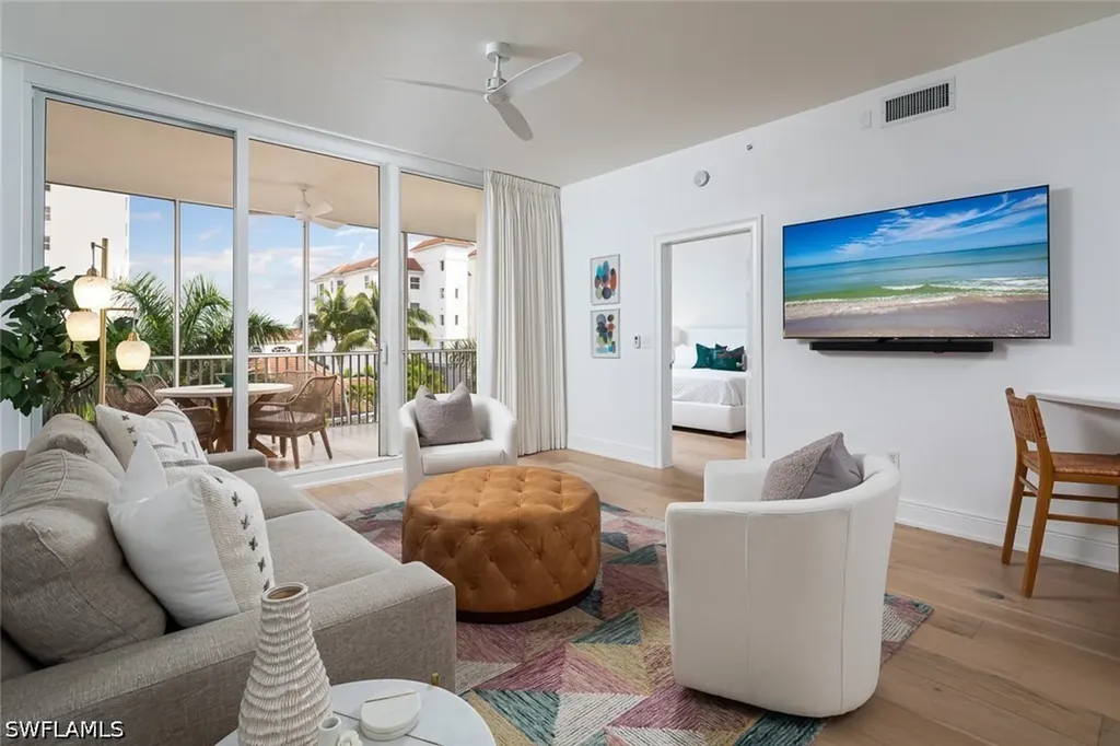 470 Launch Circle Naples FL 34108