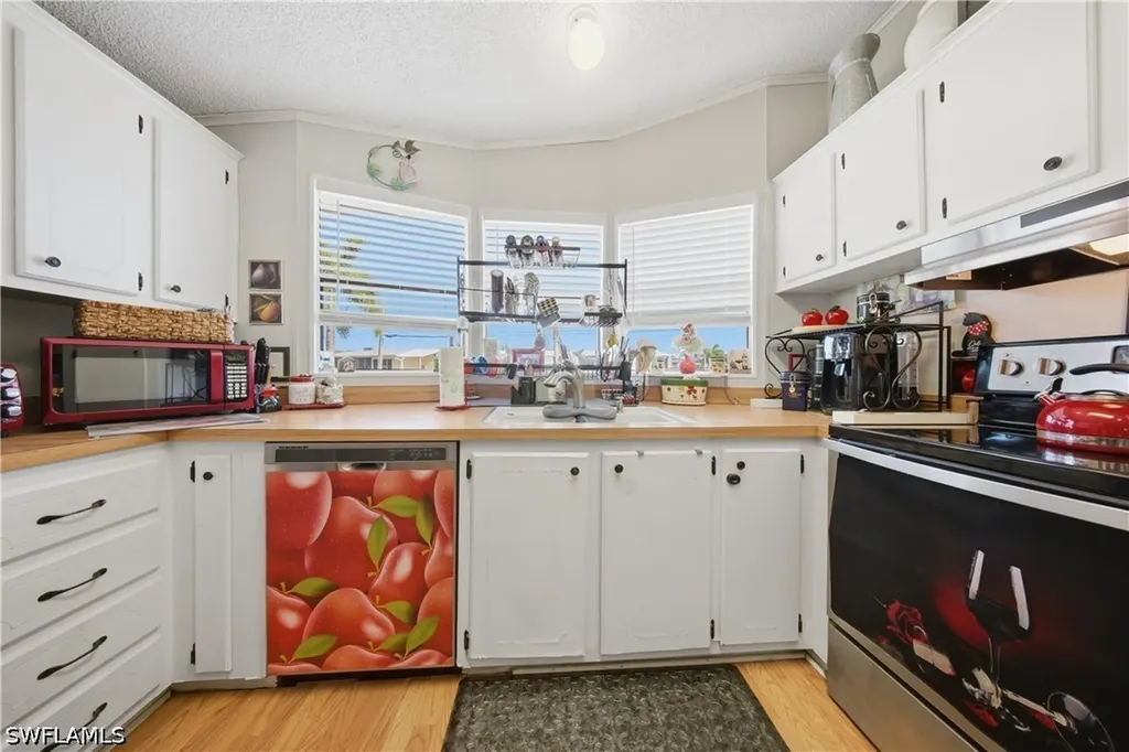 181 Chisholm Trail North Fort Myers FL 33917