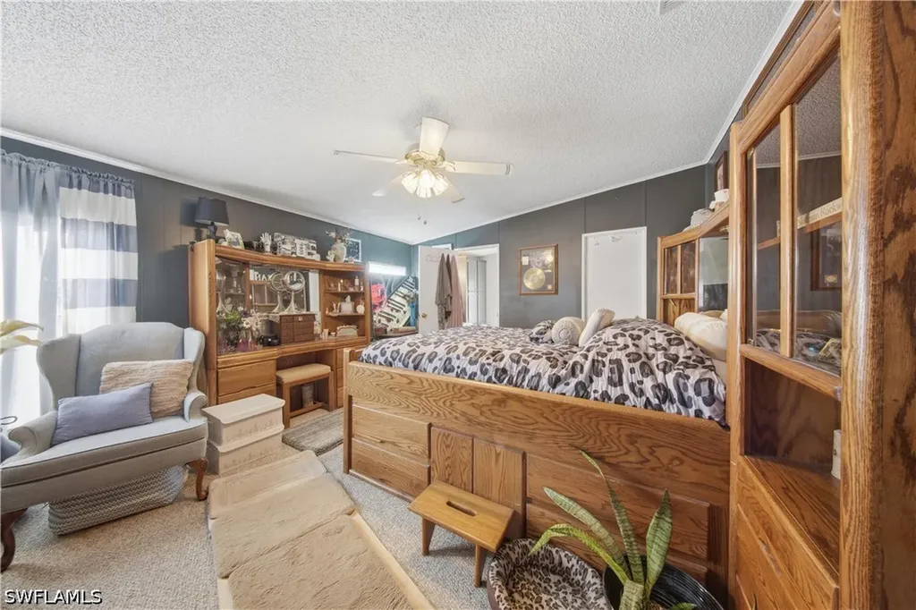 181 Chisholm Trail North Fort Myers FL 33917