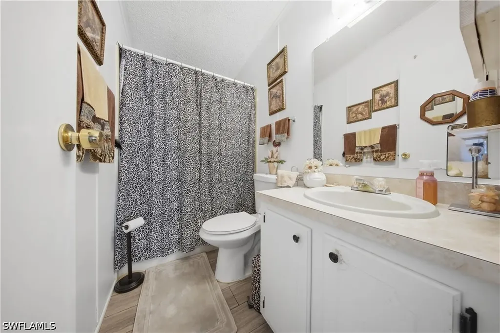 181 Chisholm Trail North Fort Myers FL 33917