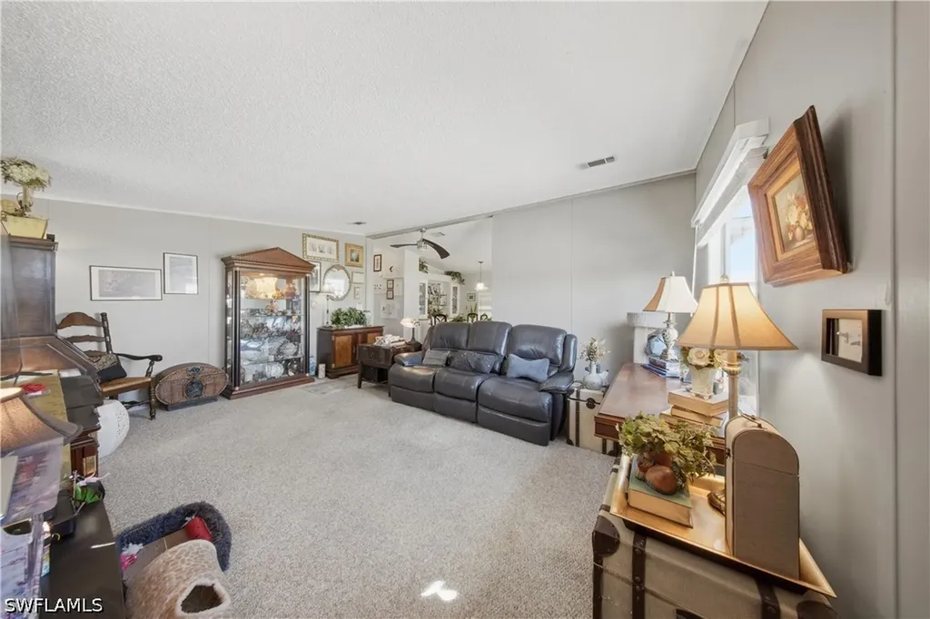 181 Chisholm Trail North Fort Myers FL 33917