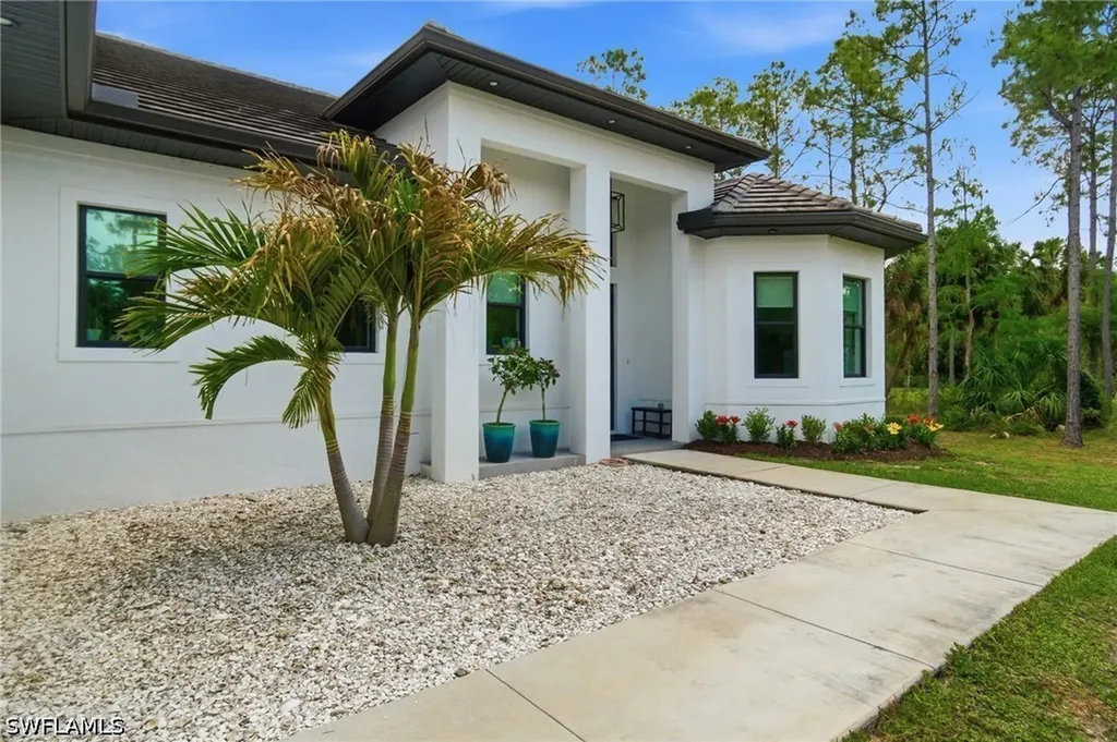 522 31st Street SW Naples FL 34117