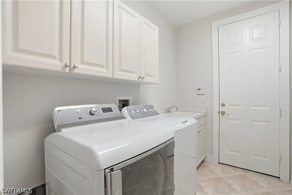 1422 King Sago Court Naples FL 34119