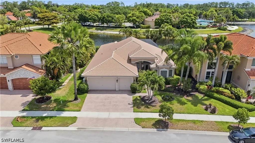 1422 King Sago Court Naples FL 34119